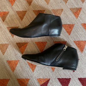 Black ankle boots - Elizabeth and James